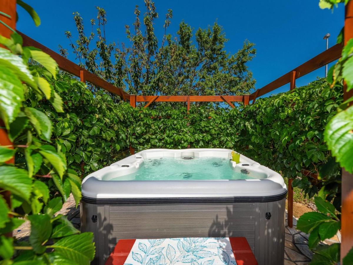Holiday Home Milka By Interhome Pridraga Esterno foto